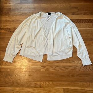 Torrid Cardigan‎ V-Neck Sexy Cardi Front Sweater White 5 5X 28 NEW